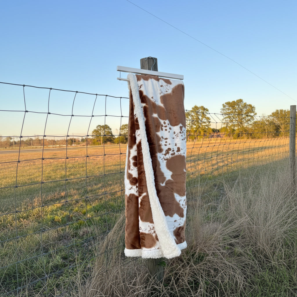 Vårt ku-inspirerte teppe 100x150cm